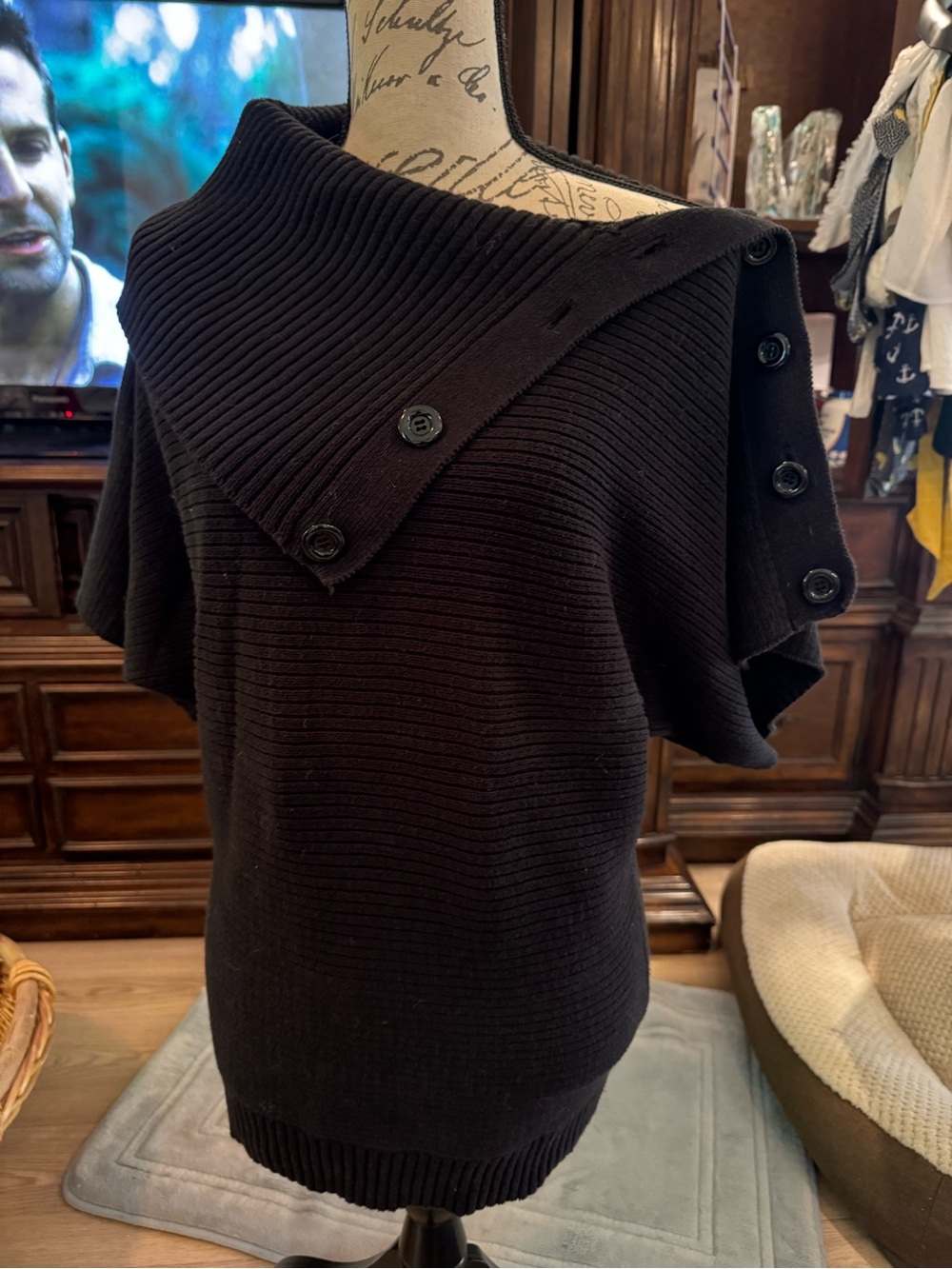 Grass collections large Black Button-Trim  Knit Sweater